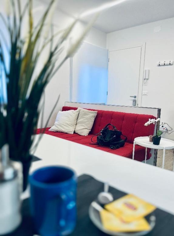 Appartement Alkece White à Udine Extérieur photo